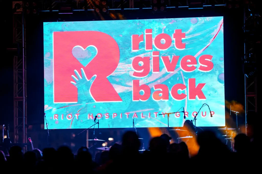 Rock the rooftop 24 03